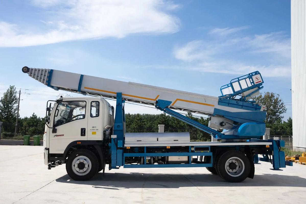 文教镇云梯上料车租赁费用