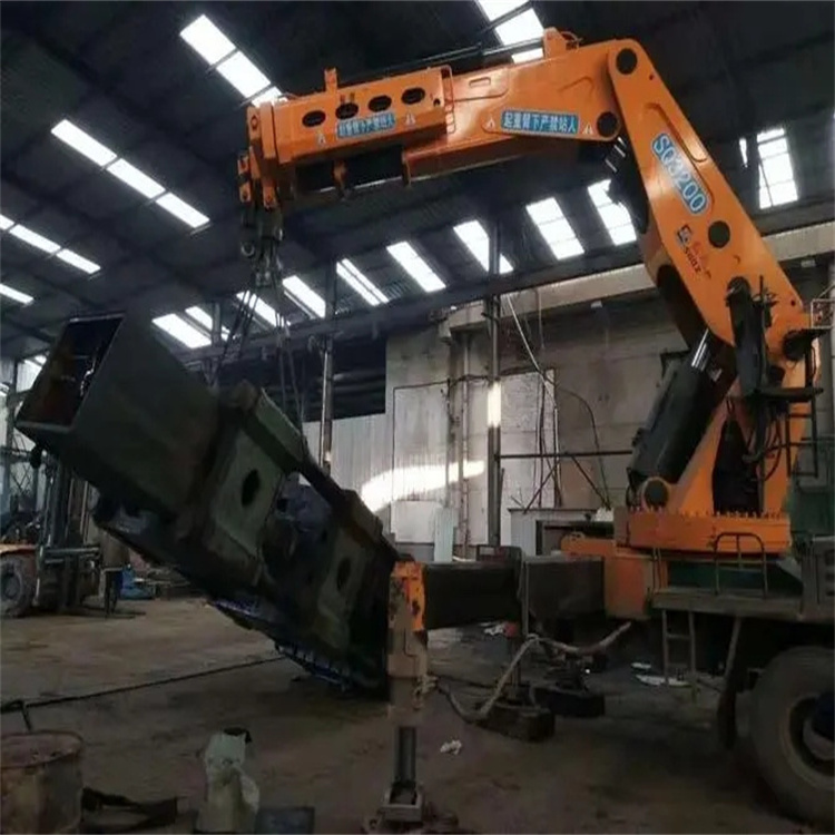 文教镇130吨折臂吊车出租吊机租赁附近电话