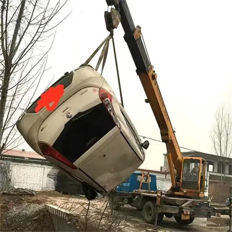 文教镇随时待命，吊车24小时道路救援服务全解析